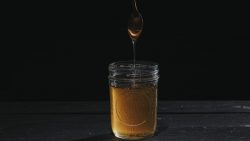 كيفية تمييز العسل الطبيعي من العسل المغشوش
