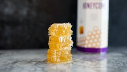 مقالة علمية عن العسل تعرف على القيمة الغذائية